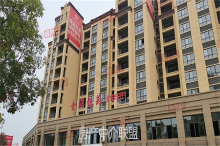 城北状元府4室2厅2卫202万217m2价格包含车位+储藏室